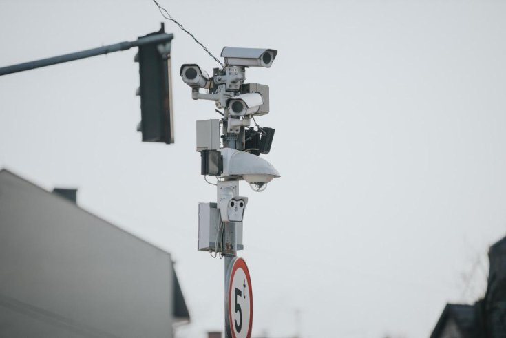 Safety Benefit of Traffic Security Cameras
